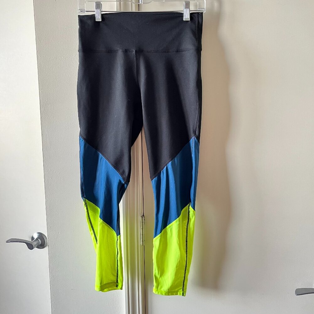Fabletics PowerHold High-Waisted 7/8 Leggings Women’s Size Medium
